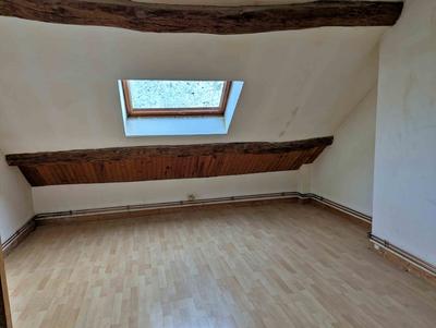 Maison ancienne - 100 m² - 3 pièces