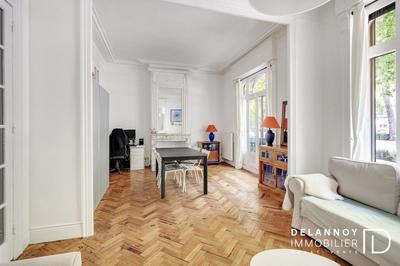 Appartement - 112 m² - 3 pièces