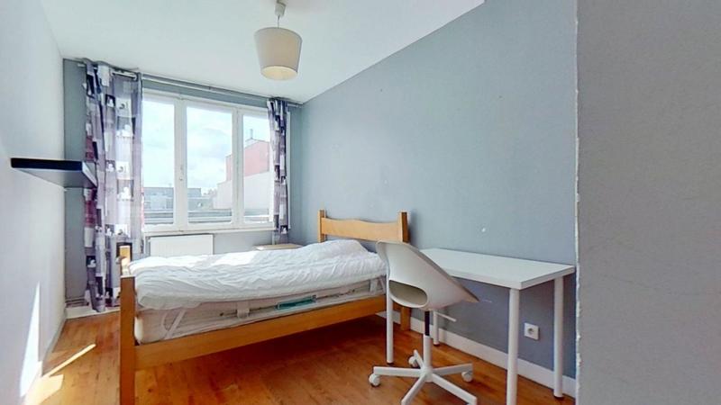 Appartement - 79 m² - 5 pièces