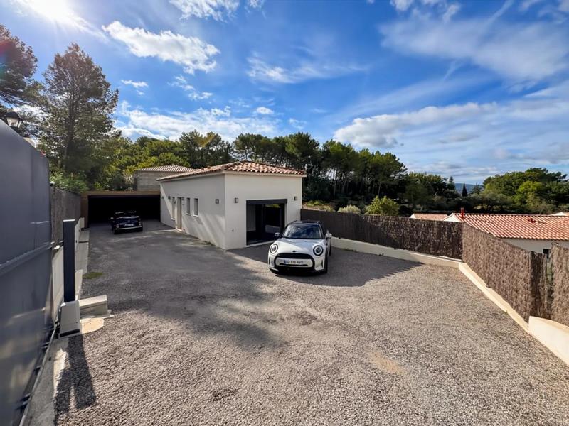 Maison - 134 m² - 5 pièces