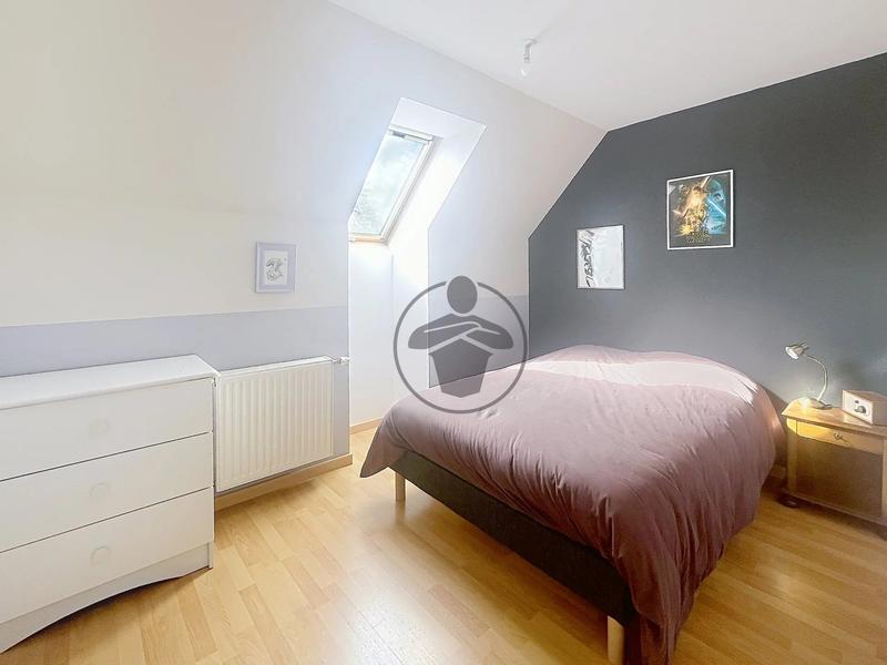 Maison - 98 m² - 5 pièces