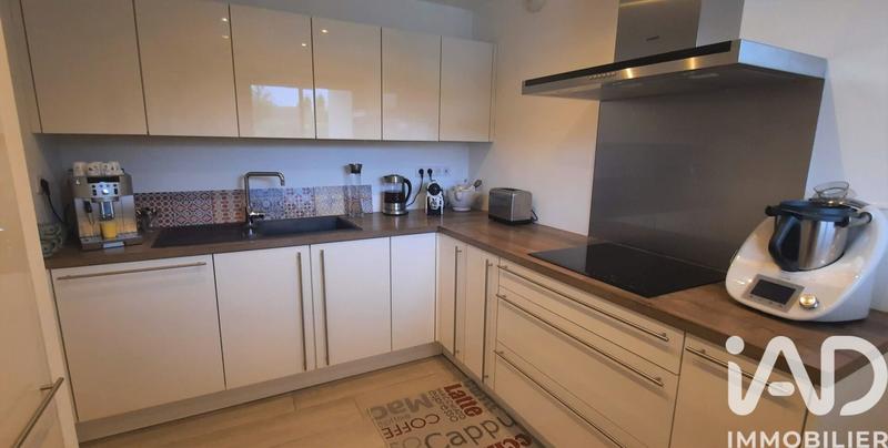 Maison - 213 m² - 7 pièces