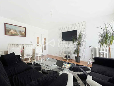 Appartement - 92 m² - 5 pièces