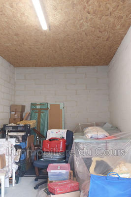 Parking / Garage - 12 m²