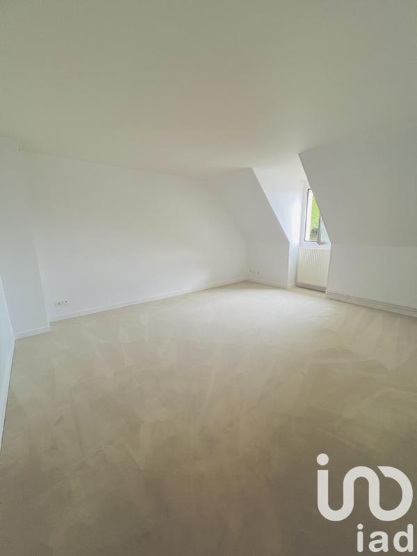 Maison - 280 m² - 8 pièces