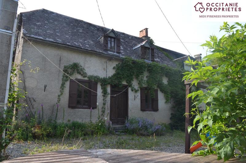 Propriété - 200 m² - 9 pièces