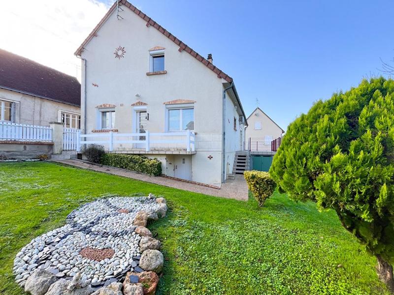 Maison - 148 m² - 7 pièces