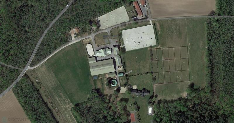 Haras - 700 m² - 26 pièces