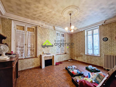 Maison de village - 111 m² - 6 pièces