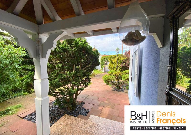 Maison - 217 m² - 7 pièces