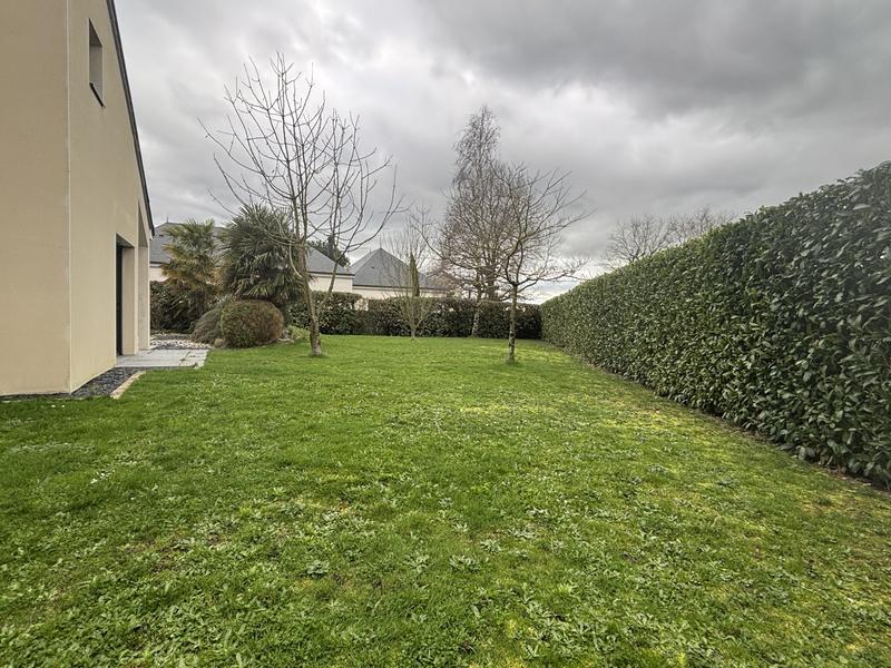 Maison traditionnelle - 225 m² - 7 pièces