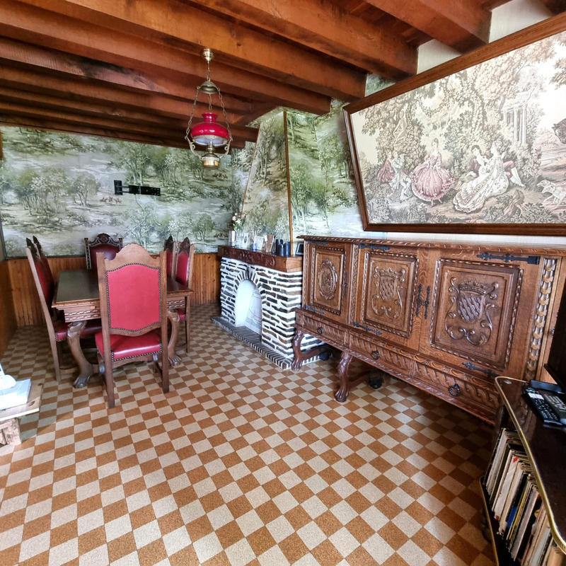Maison - 92 m² - 5 pièces