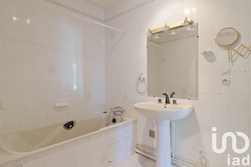 Appartement - 104 m² - 4 pièces