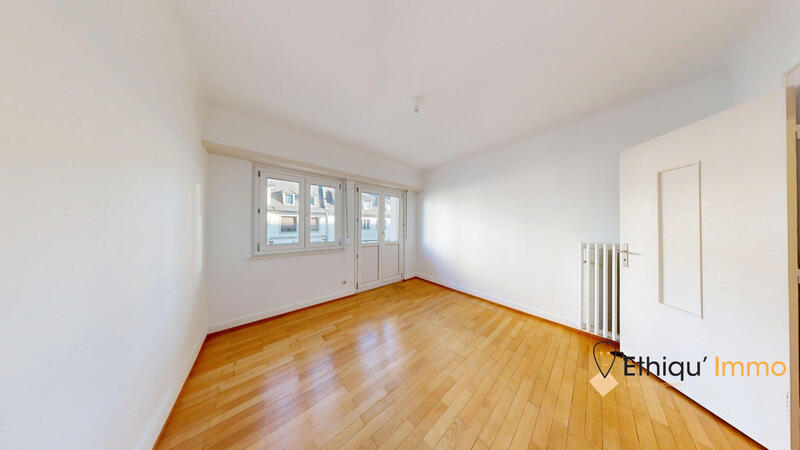Appartement - 82 m² - 4 pièces