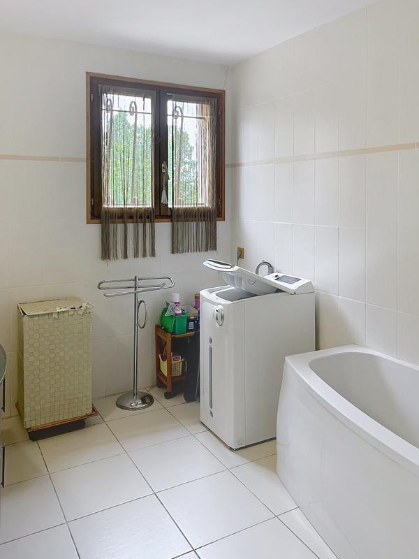 Maison - 215 m² - 7 pièces