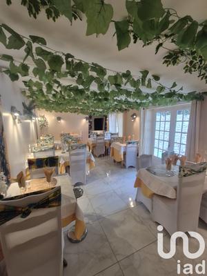 Maison - 292 m² - 10 pièces