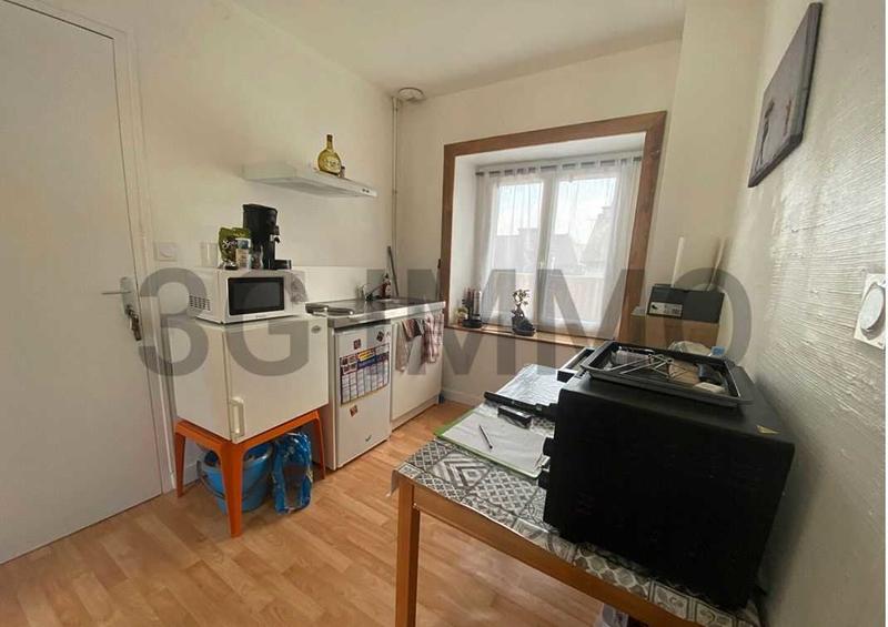 Immeuble - 141 m² - 9 pièces