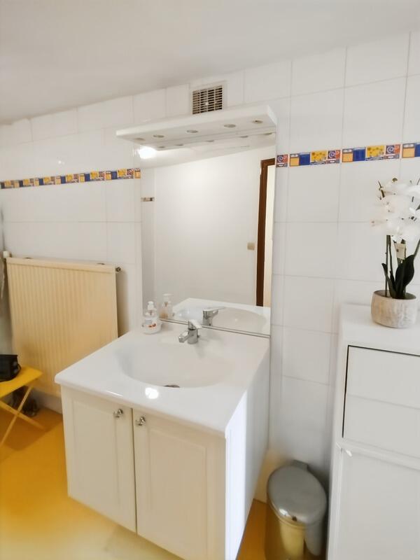 Appartement ancien - 68 m² - 3 pièces