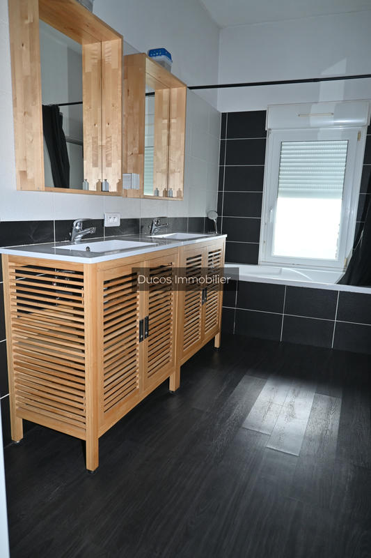 Appartement - 235 m² - 6 pièces