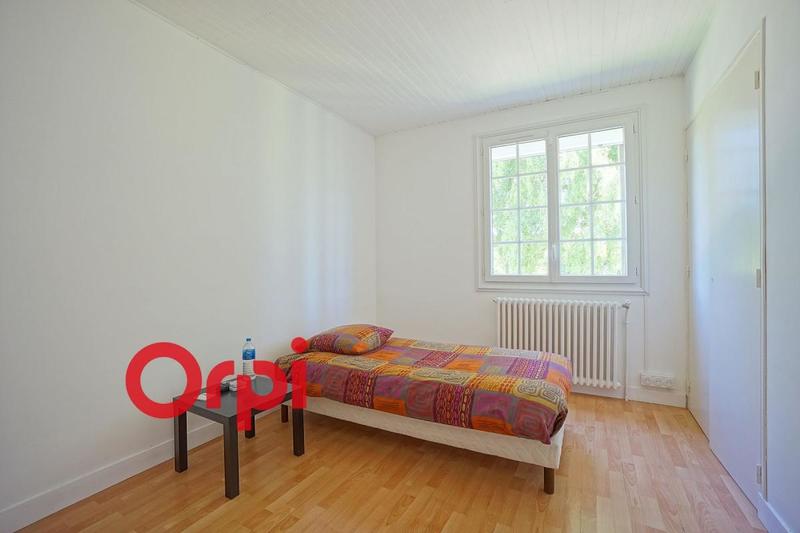 Maison - 225 m² - 7 pièces