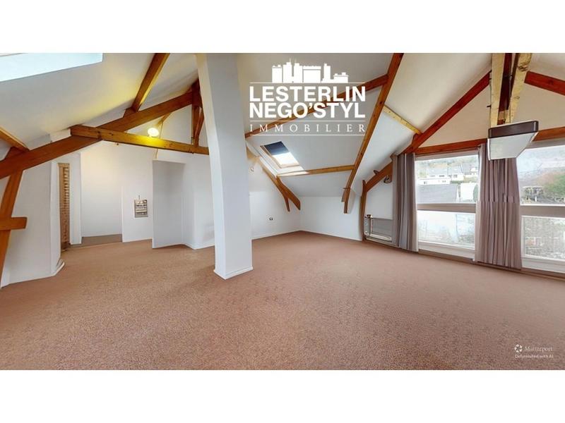 Maison - 190 m² - 6 pièces