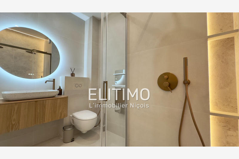 Appartement - 80 m² - 3 pièces