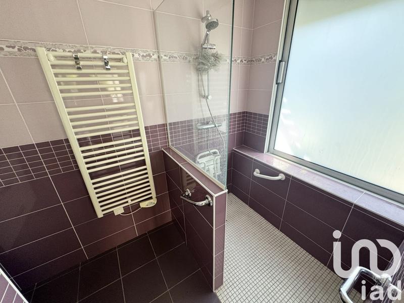 Maison - 165 m² - 9 pièces