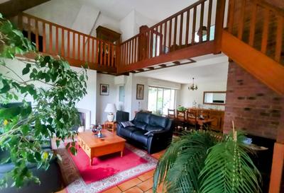 Maison - 147 m² - 7 pièces