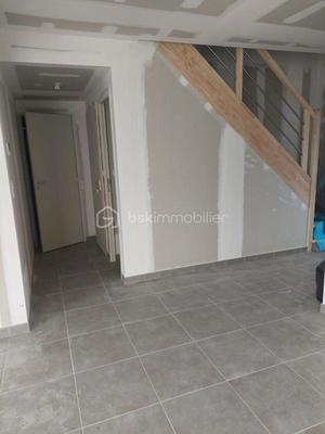 Maison traditionnelle - 123 m² - 6 pièces