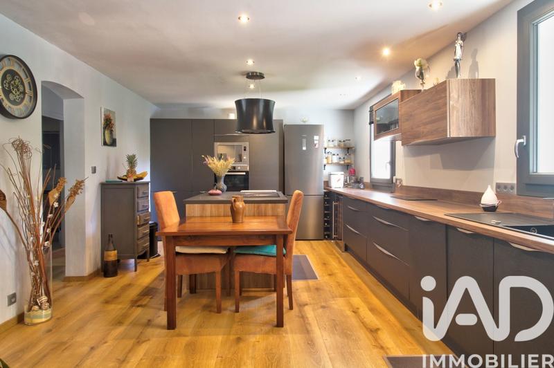 Maison - 132 m² - 6 pièces