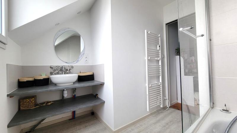 Maison - 96 m² - 4 pièces