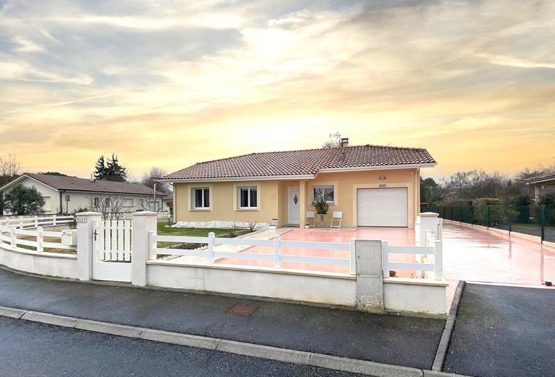 Maison - 97 m² - 5 pièces