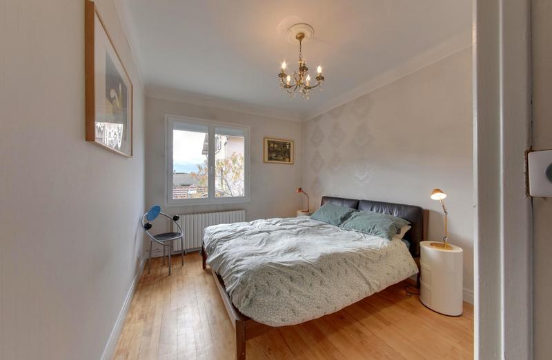 Villa - 210 m² - 8 pièces