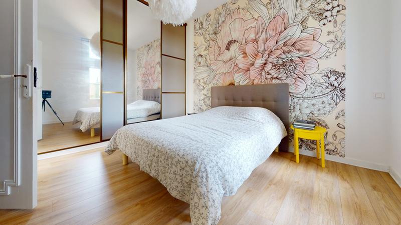 Maison traditionnelle - 420 m² - 14 pièces