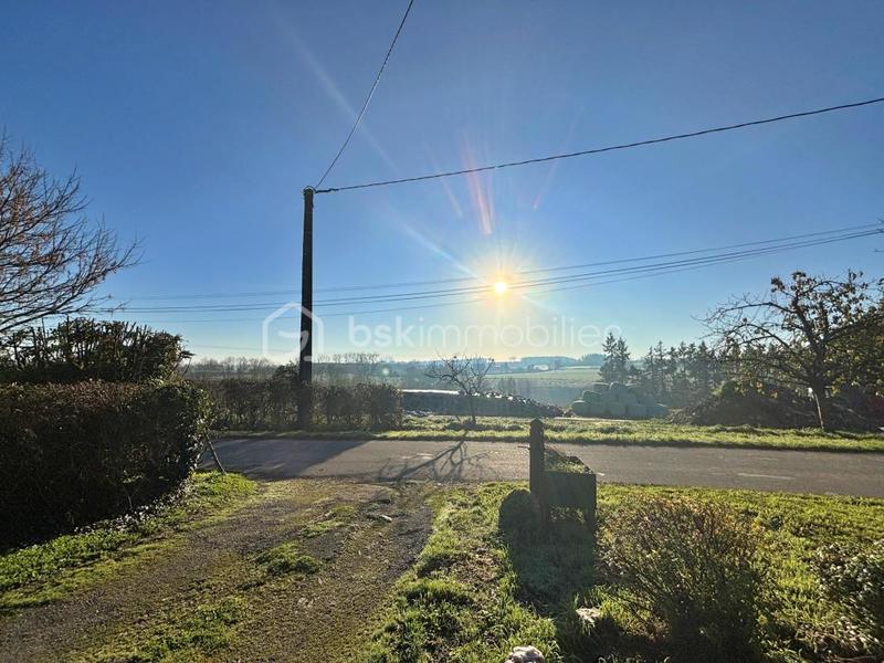 Maison - 270 m² - 10 pièces