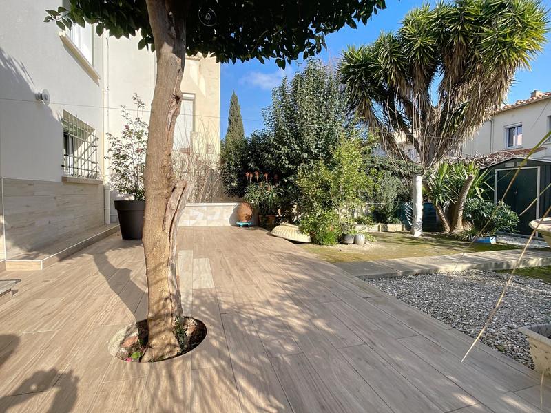 Maison - 99 m² - 5 pièces