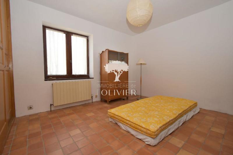 Propriété - 174 m² - 6 pièces