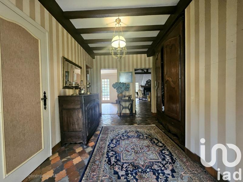 Maison - 258 m² - 8 pièces