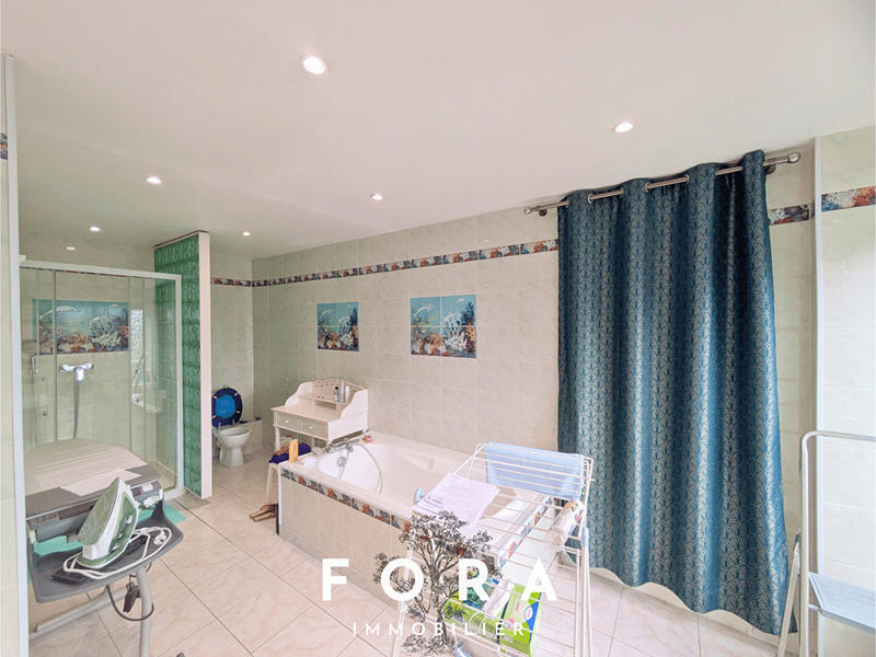 Maison - 125 m² - 5 pièces