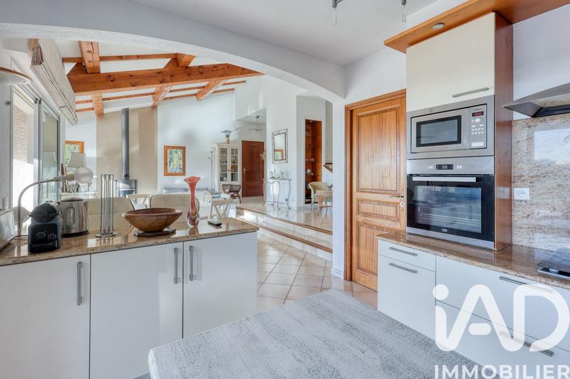 Maison - 162 m² - 7 pièces