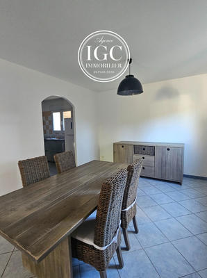 Appartement - 115 m² - 4 pièces