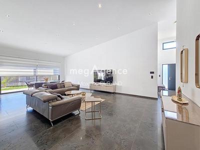 Maison - 174 m² - 7 pièces