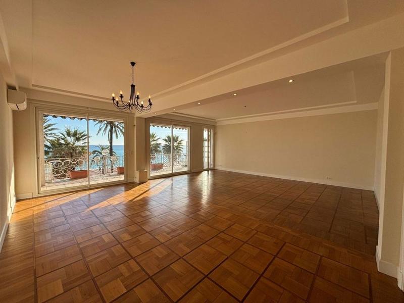 Appartement - 148 m² - 3 pièces