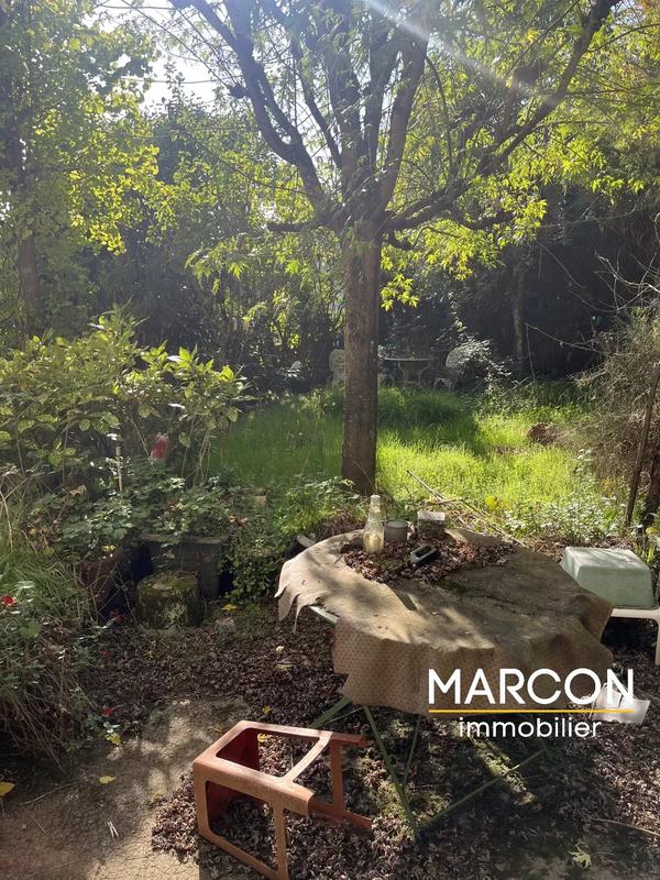 Maison - 260 m² - 15 pièces