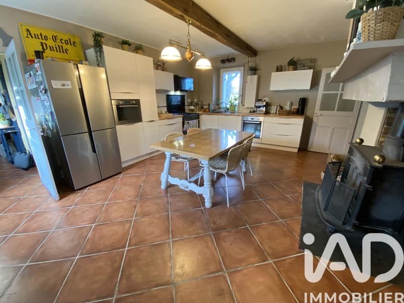 Maison de village - 201 m² - 6 pièces