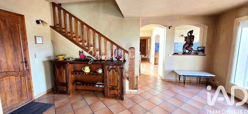 Maison - 186 m² - 7 pièces