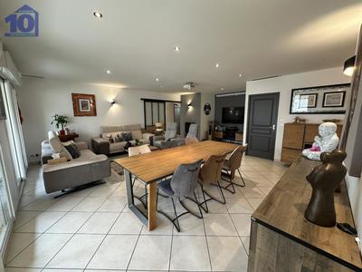 Maison - 142 m² - 6 pièces