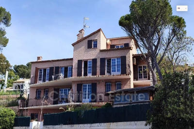 Villa - 290 m² - 6 pièces