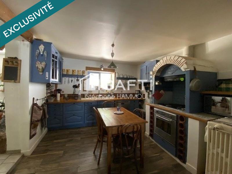 Maison de village - 120 m² - 8 pièces