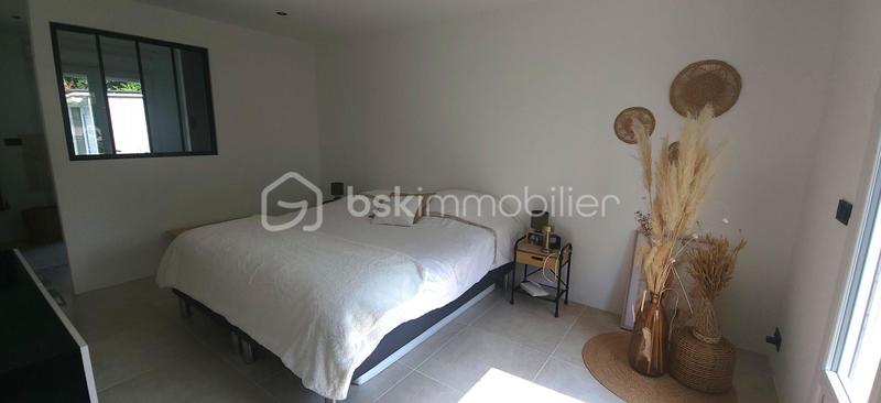 Maison - 161 m² - 8 pièces